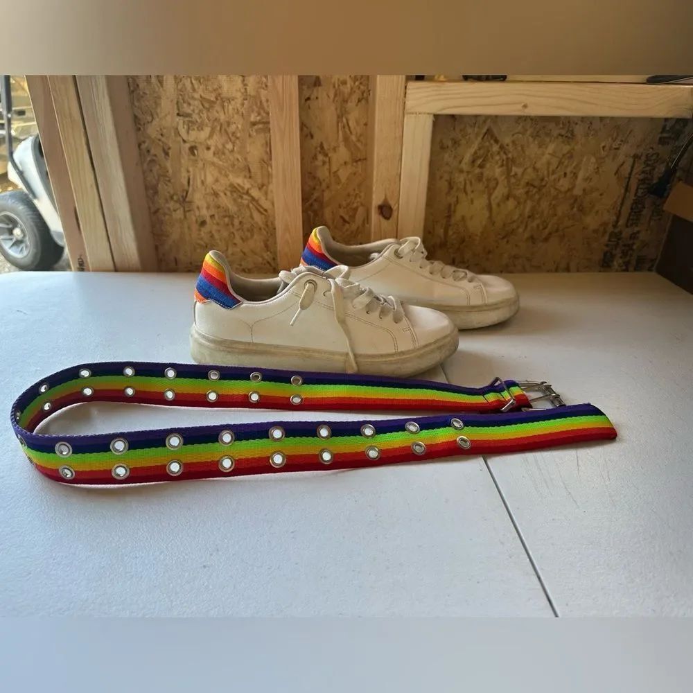 Steve Madden White Sneakers with Multicolor Strap